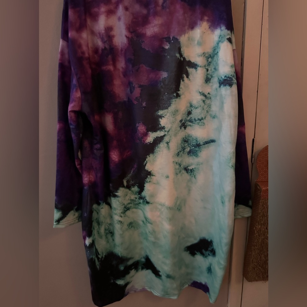 Size 18 Bloomchic dress shirt ( it’s a little spooky).